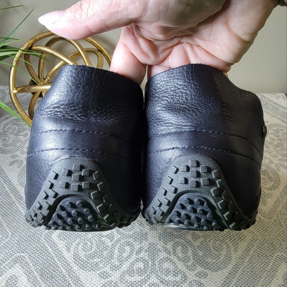 Merrell | 9.5 Improve Slides Black Leather Clog Mules Slip on collapsible heels - Picture 3 of 16
